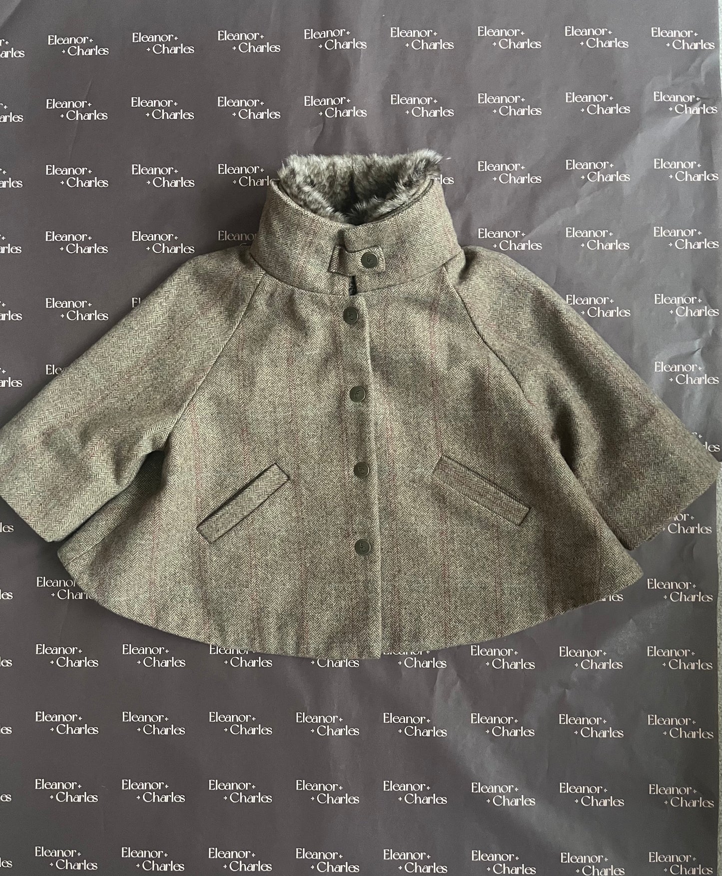 Second Hand Tweed Cape 1-2 years Grade A