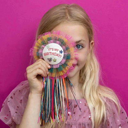 MIMI & LULA Diva Wow Birthday Badge